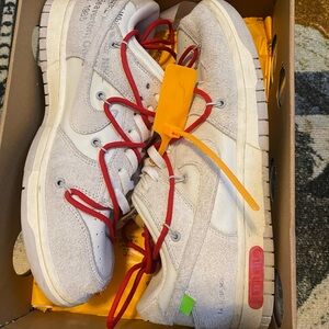 Off white dunks lot 40